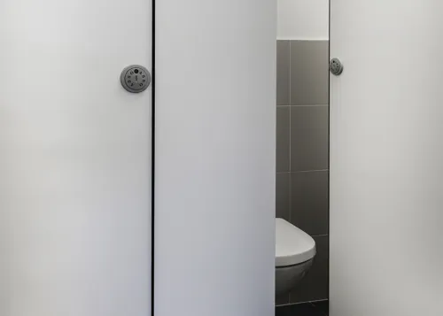 cabine sanitaire en hpl 