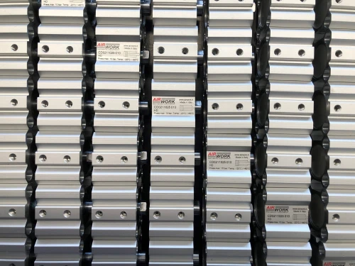 VERIN -VERIN PNEUMATIQUE - VERIN GUIDAGE - COMPACT - CYLINDRIQUE - FESTO - SMC - BURKET - METAL WORK