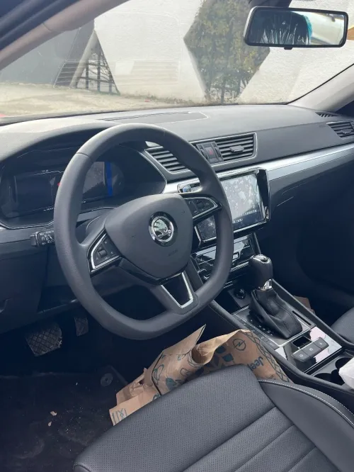 Skoda Superb 2025 