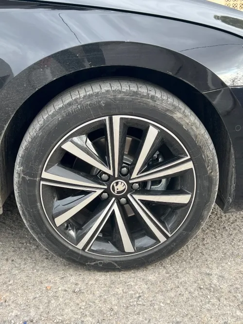 Skoda Superb 2025 