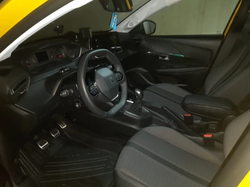 Peugeot 208 2022 Allure Pack