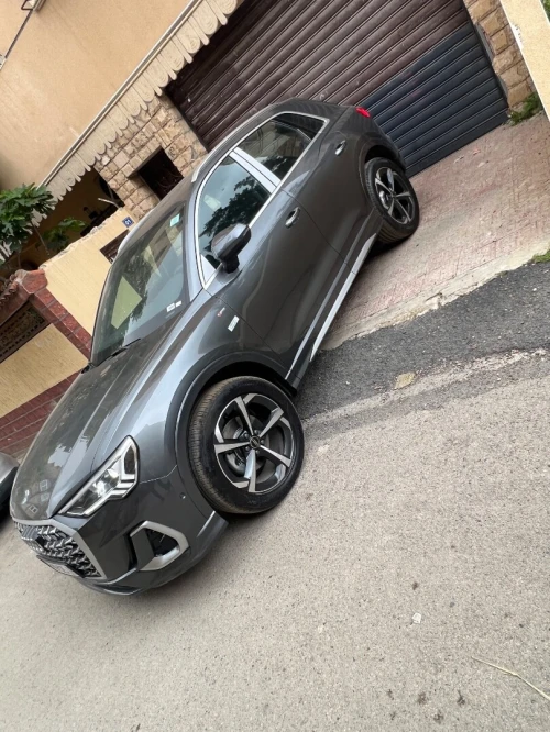 Audi Q3 2025 S-Line