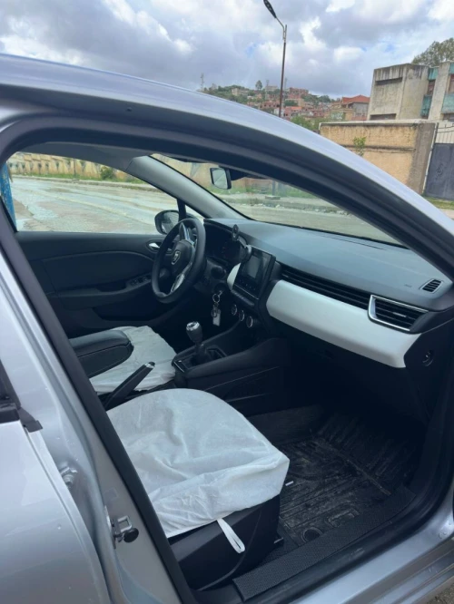 Renault Clio 5  2023 Evolution