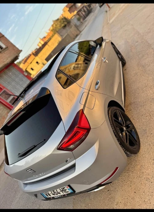 Seat IBIZA FR PLUS 2023 Black édition