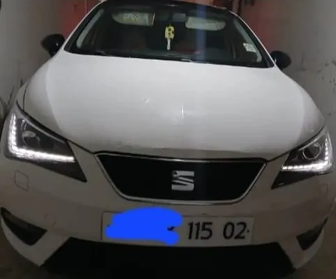 Volkswagen Seat Ibiza blak 2015 Ibiza