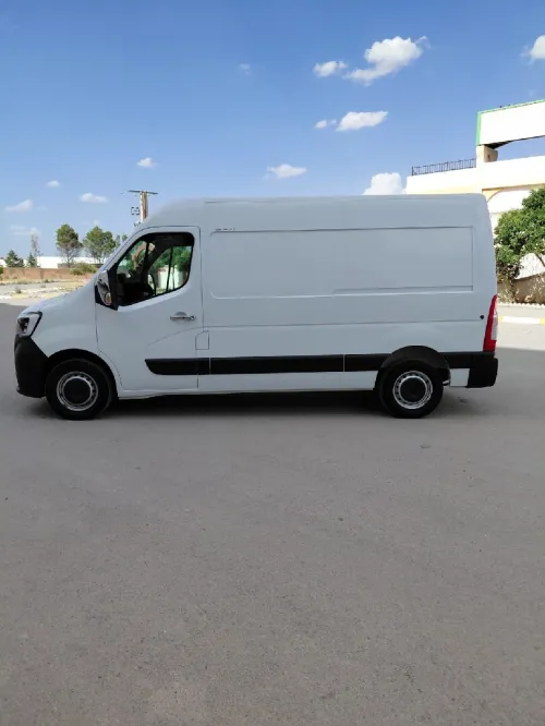Renault Master 2021