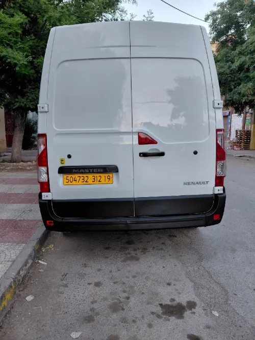 Renault Master 2012