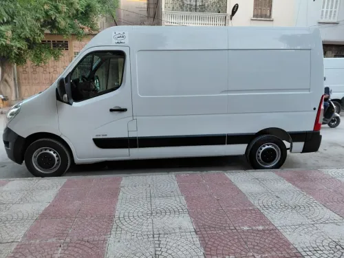 Renault Master 2012