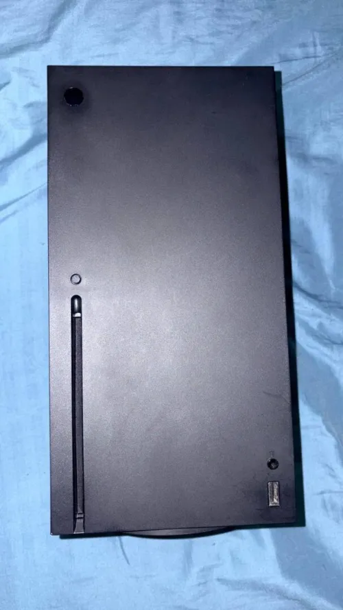 XBOX SERIES X 1tb avec la boite