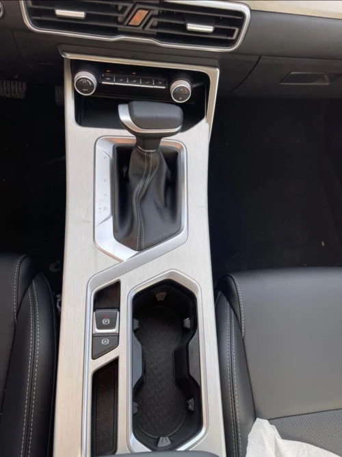 Geely Coolray 2025 Base