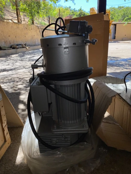 Nacelle avec treuils électriques 3M En ALU composée