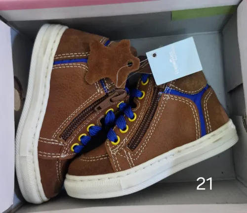 Lots de chaussures & baskets enfants 