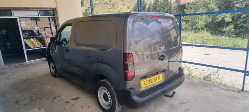 Citroen Berlingo 2019 K9