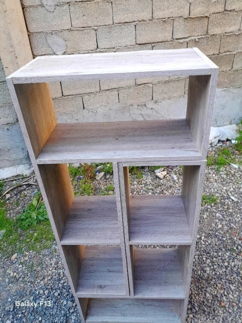 Deux étagère en melamine