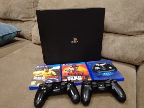 PS4 pro 1000G  2 Manette  version 13.02