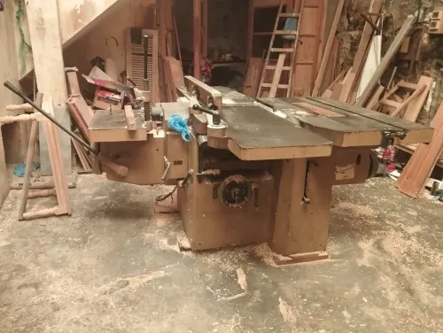 Machine de menuiserie bois