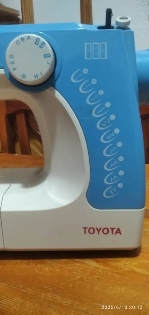 TOYOTA JENES 