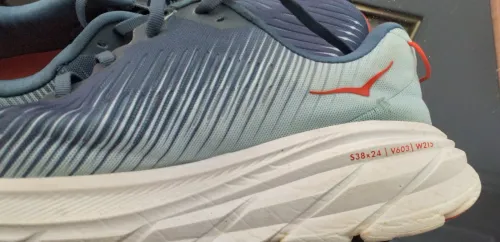 Vente Basket running hoka rincon 3 originale made in Vietnam p 42 2/3 télé 