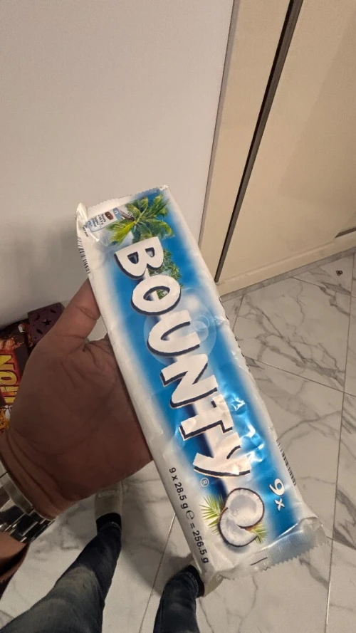 Snickers Twix lion bounty