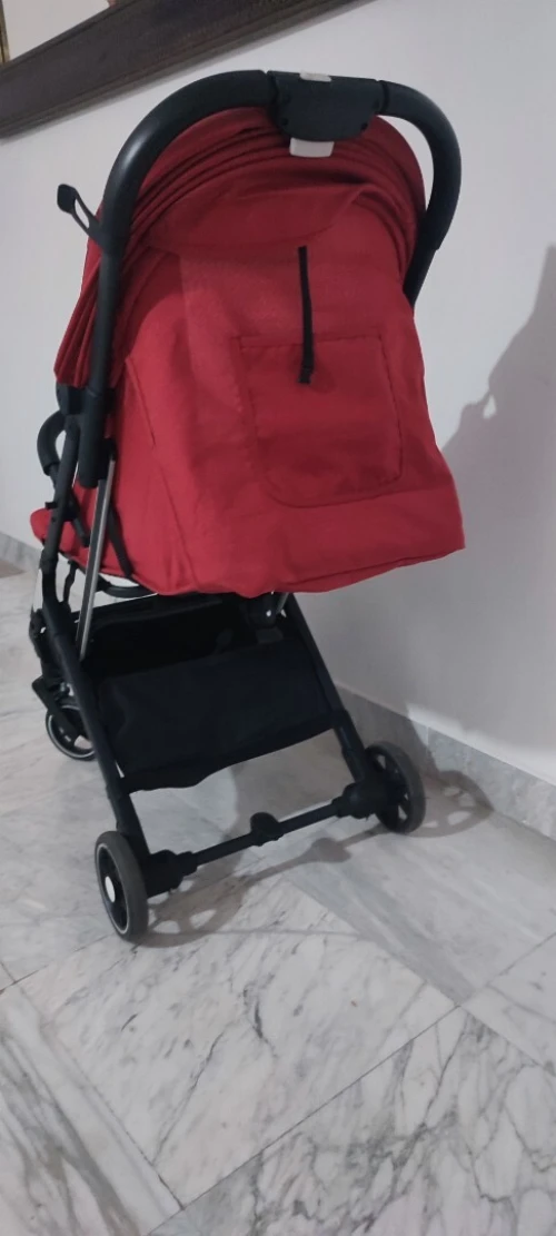 Poussette pour bébé   عربة أطفال