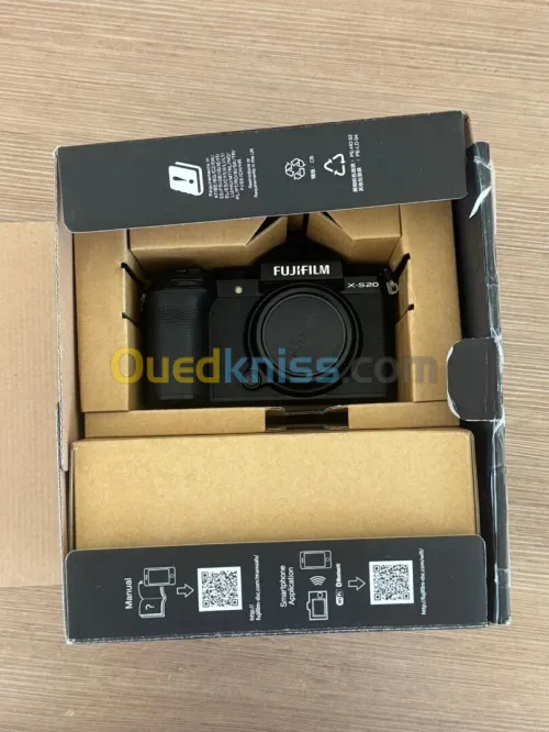 Fujifilm xs20