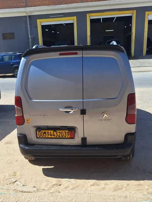 Peugeot Partner 2020 K9