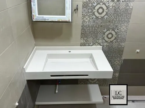 Meuble salle de bain en corian