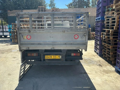 Nissan Cabstar 2015