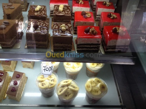لينا للحلويات التقليدية و العصرية 