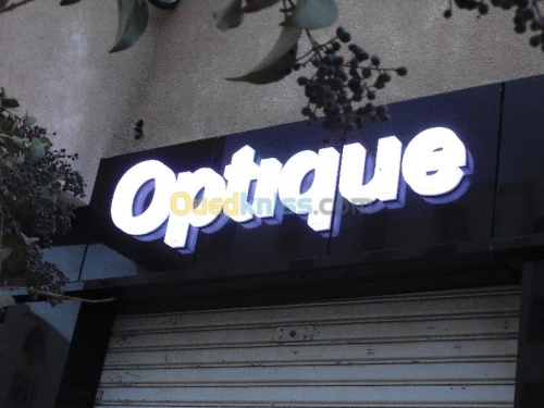 Enseigne Lumineuse  et Panneaux Public