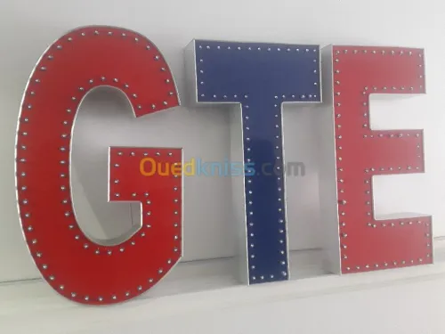 Lettre Boitier 