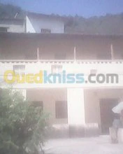 Vente Appartement F6 Tizi ouzou Mechtrass