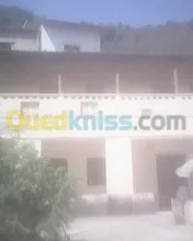 Vente Appartement F6 Tizi ouzou Mechtrass