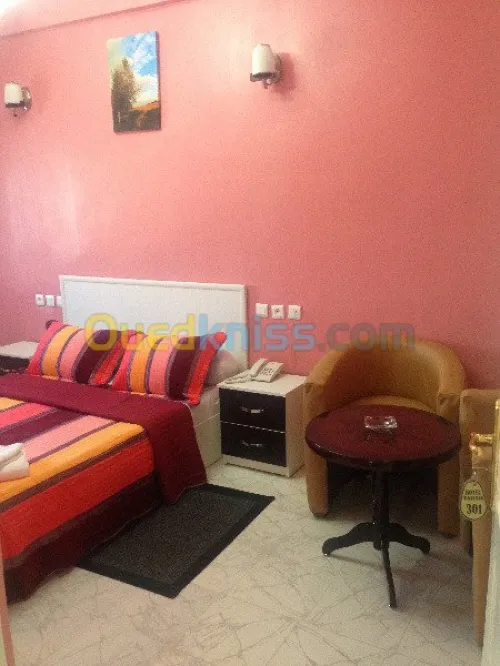 HEBERGEMENT ET RESTAURATION