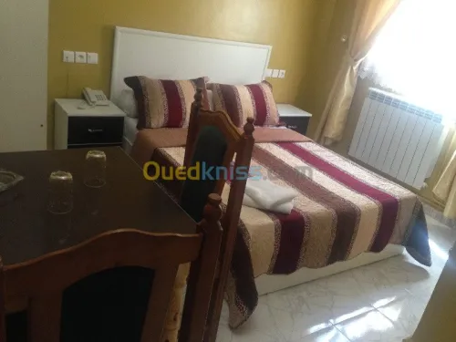 HEBERGEMENT ET RESTAURATION