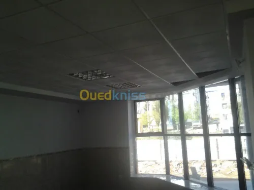 montage de faux plafon placo platre 