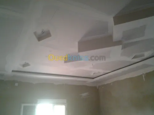 montage de faux plafon placo platre 