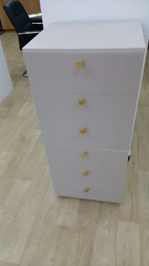Chiffonier