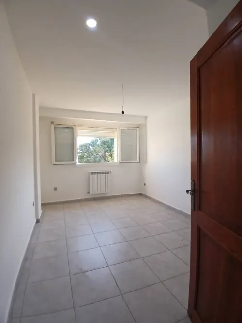 Location Appartement F4 Annaba Annaba