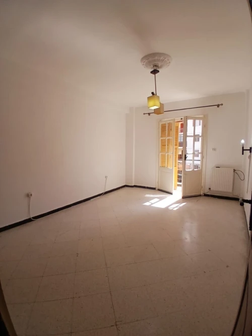 Location Appartement F5 Annaba Annaba