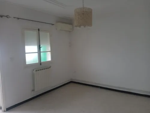 Location Appartement F4 Annaba Annaba