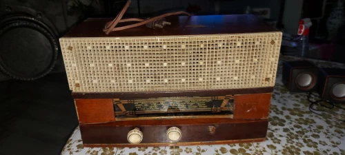 RADIO ANCIENNE 