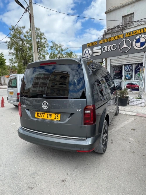 Volkswagen Caddy 2018 Highline