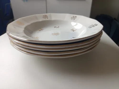 Assiettes en porcelaine vintage France