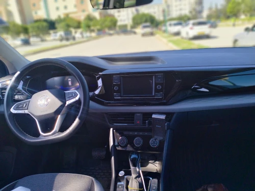 Volkswagen Taos 2024 S