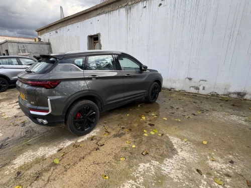 Geely Coolray 2025 