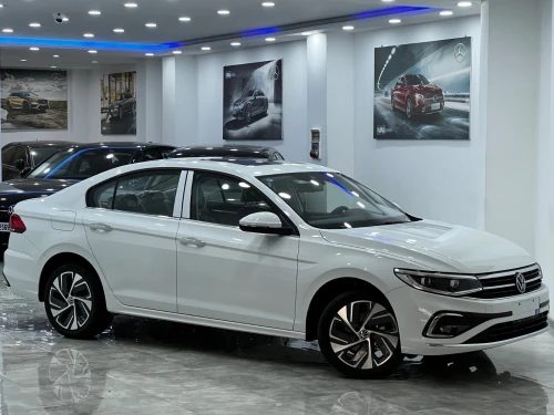 Volkswagen Bora 2025 300 TSI