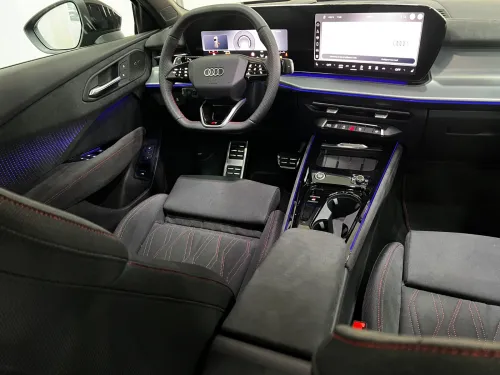 Audi Q3 2026 S-line