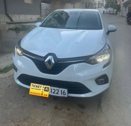 Renault Clio 5 busines plus 2022 Boite 6 la 90chv