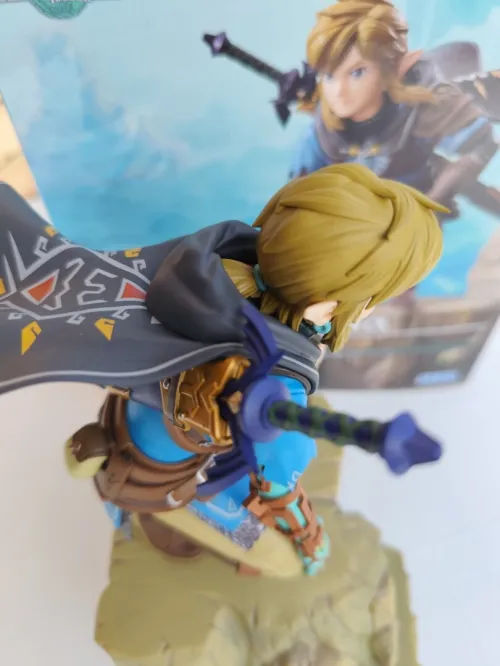 The Legend of Zelda: Tears of the Kingdom FIGURIZMa Link Figure - SEGA